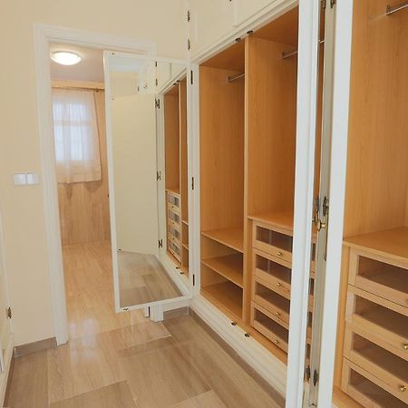 Epicenter Lujoso Apto Parking Gratis Perfecta Ubicacion Севилья Экстерьер фото